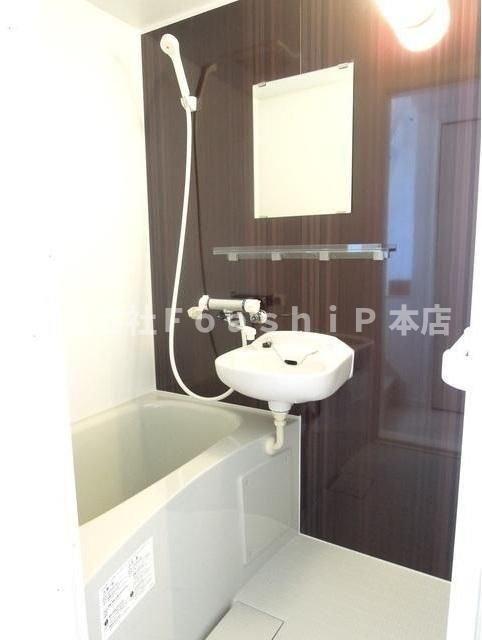 バス・シャワールーム　同仕様写真