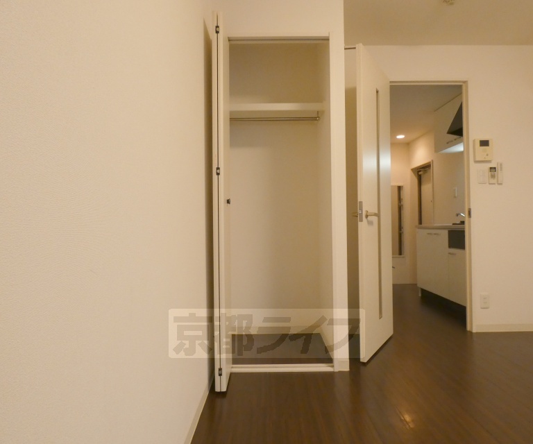 玄関　玄関です。