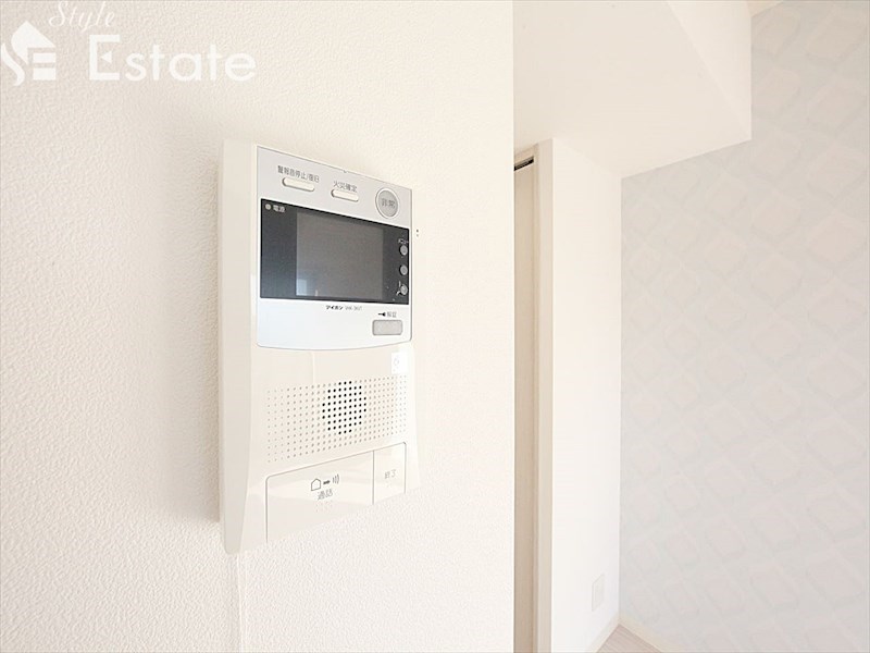 セキュリティ　モニター付きインターホン