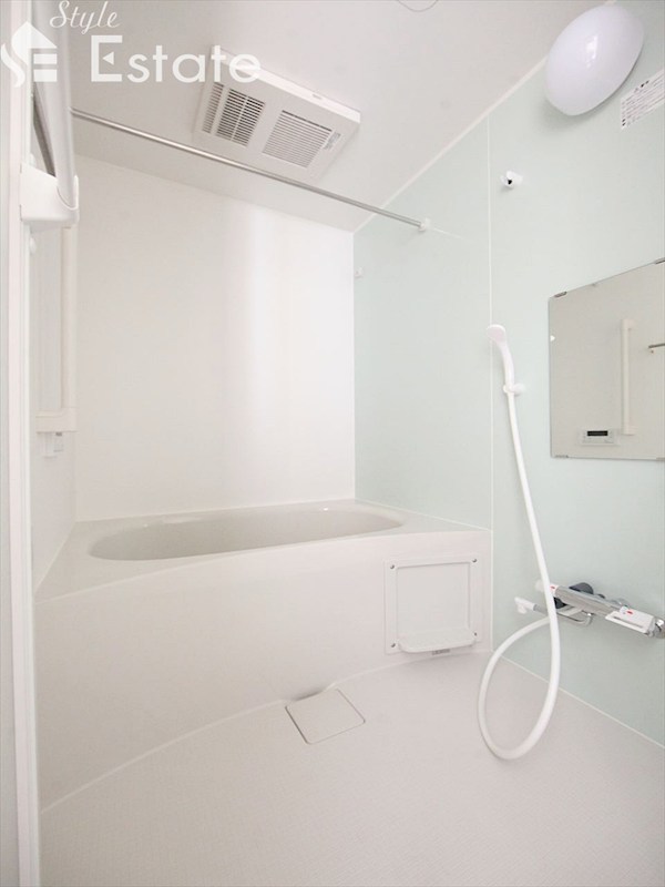 バス・シャワールーム　バスルーム