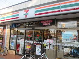 コンビニ　セブンイレブン 練馬南大泉富士街道店（コンビニ）まで302m