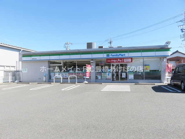 コンビニ　ファミリーマート豊橋西口町店（コンビニ）まで545m