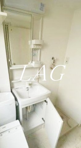 洗面設備　洗面台です。