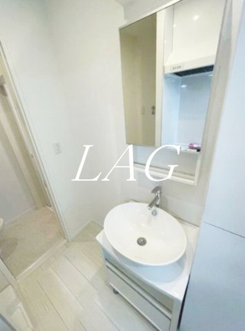 洗面設備　洗面台です。