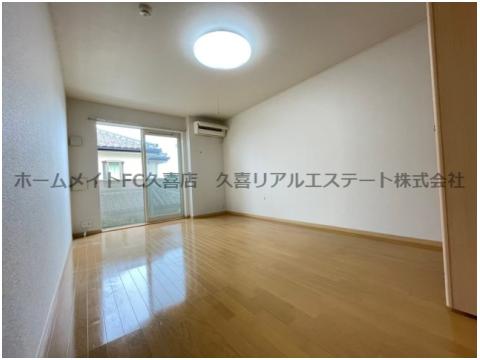 居室・リビング　同建物別号室