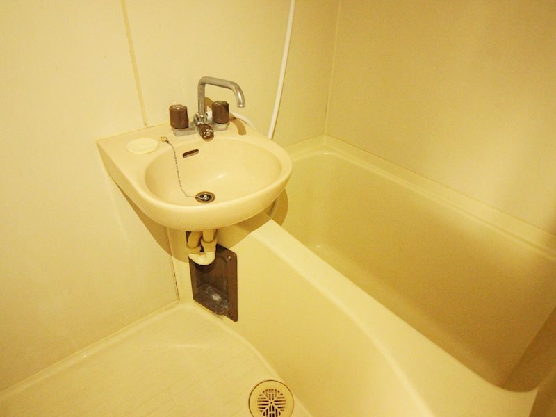 バス・シャワールーム　別号室イメージ