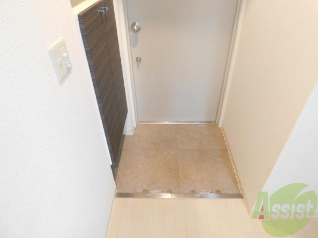 玄関　玄関も広くていいですね。