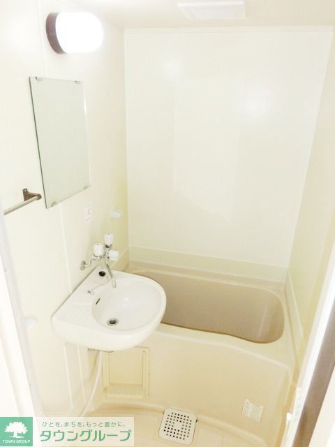 バス・シャワールーム　お問合せはタウンハウジングまで！※現地待合わせ相談可能