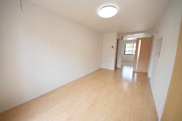 居室・リビング　～今夜は鍋パーティー～