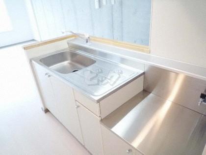 キッチン　使い勝手の良さそうなキッチンです♪