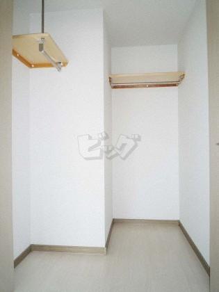 収納　衣類の収納に便利なクローゼット付きです♪