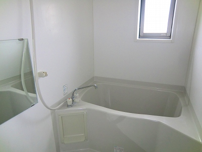 バス・シャワールーム　一日の疲れをゆっくり癒してください。