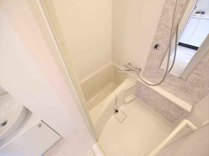 バス・シャワールーム　バスルーム　浴室暖房乾燥機付き