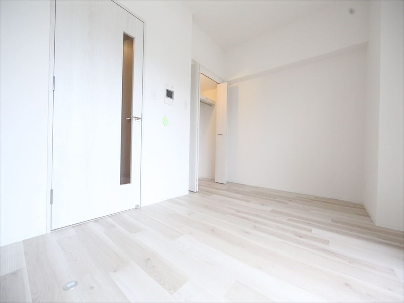 居室・リビング　洋室7帖　クローゼット付（収納充実してます）