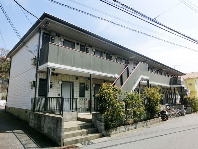 建物外観　静かな住宅街にあるアパート！