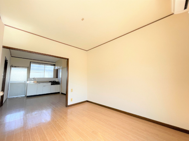 居室・リビング　広々リビング