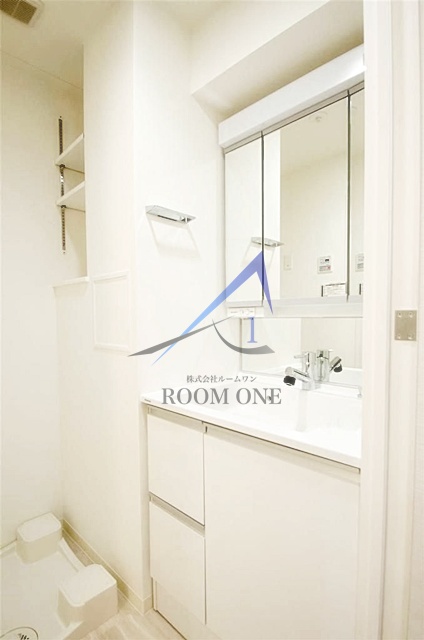 洗面設備　洗面台です。