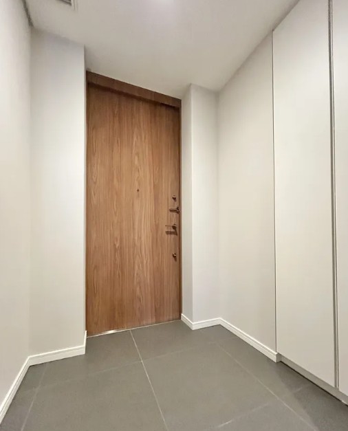 玄関　参考写真