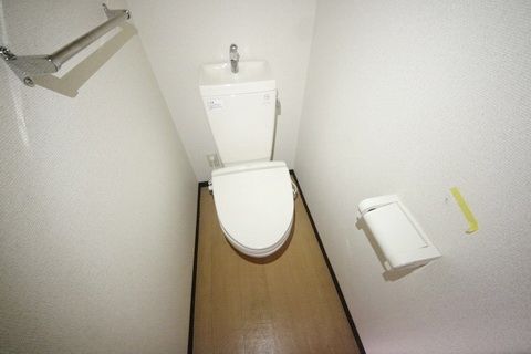 トイレ　トイレ