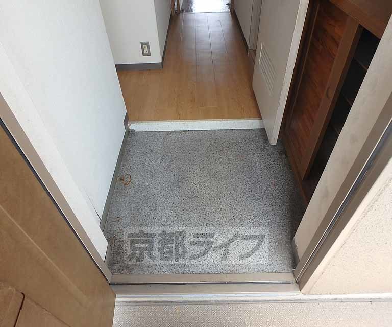 玄関　シューズボックスもあります