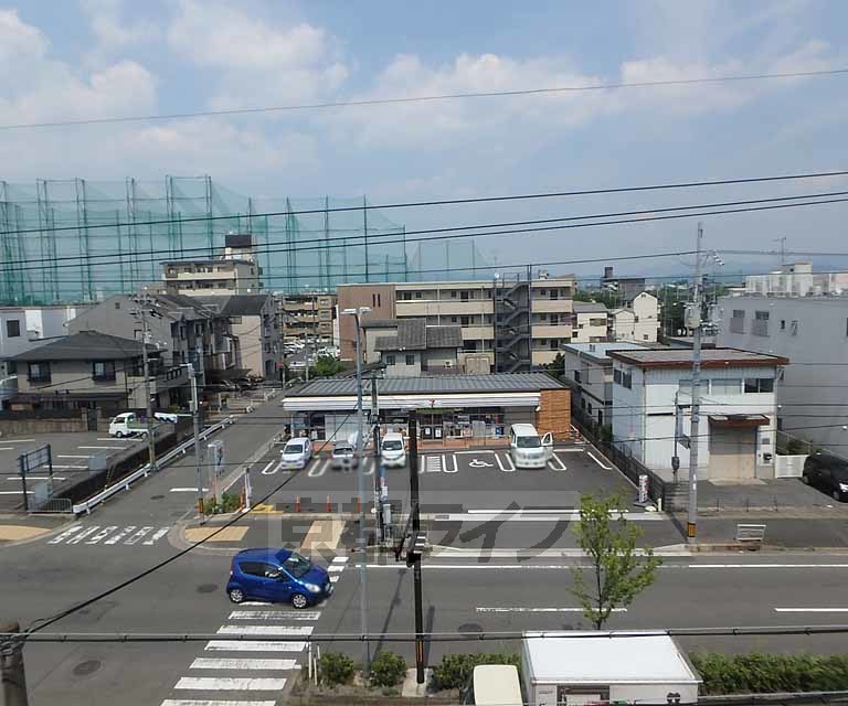 眺望　桂川街道が見えます