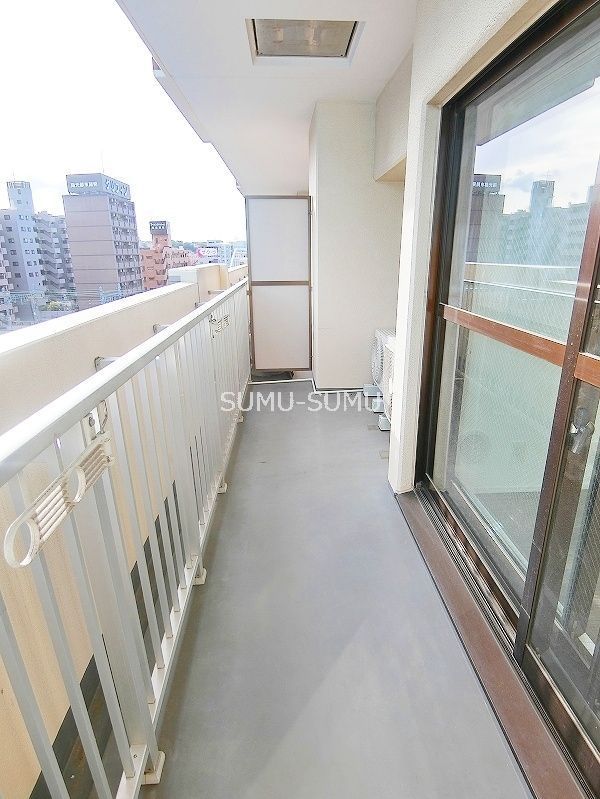 バルコニー　バルコニー