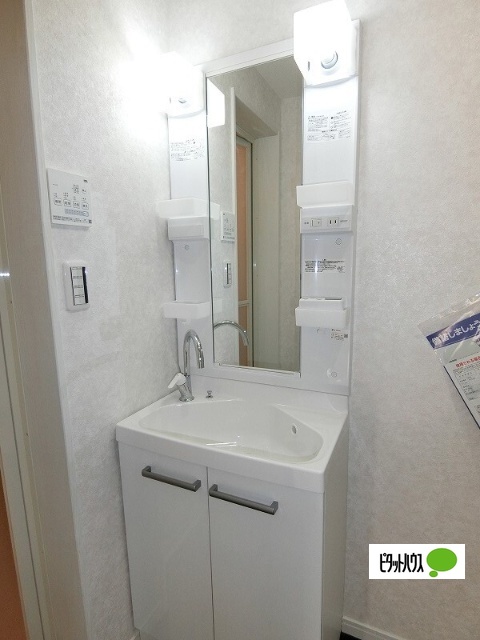 洗面設備　独立洗面台