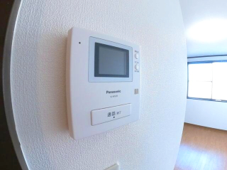 セキュリティ　モニター付きインターホンです
