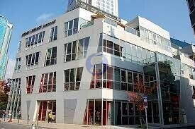 ショッピングセンター　アーバンテラス茶屋町（ショッピングセンター）まで654m