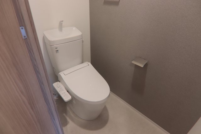 トイレ　※別号室のお写真のため現況優先