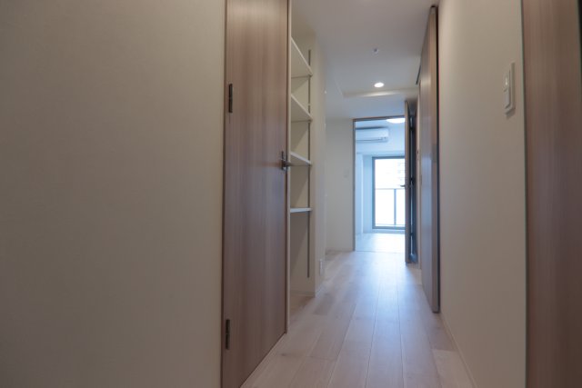 玄関　※別号室のお写真のため現況優先