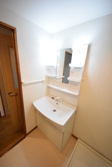 洗面設備　反転タイプになります