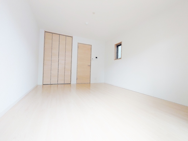 居室・リビング　角部屋・ホワイト基調のお部屋