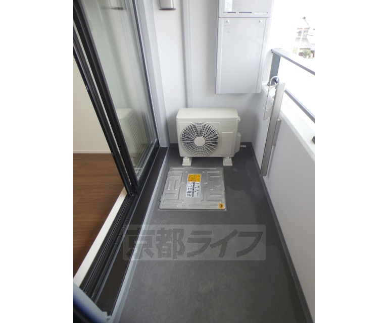 バルコニー　・お問合せは京都ライフまで・