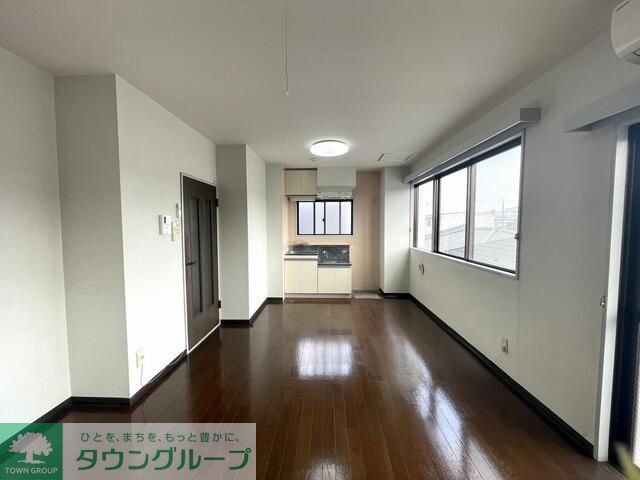 居室・リビング　★お部屋探しは株式会社タウンハウジング東京まで★