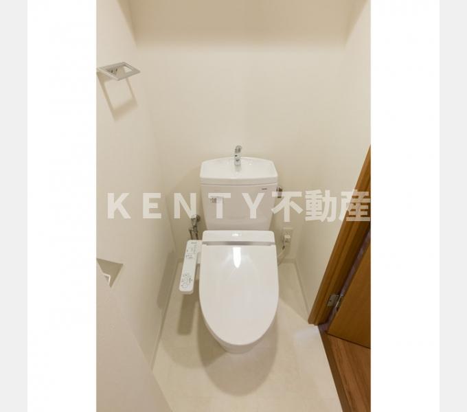 トイレ　落ち着いたトイレです