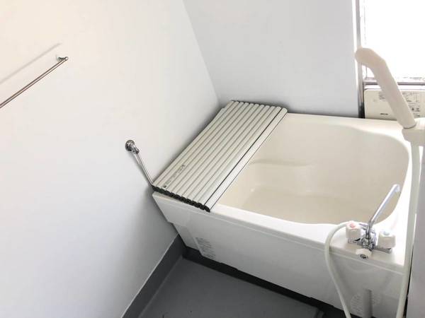 バス・シャワールーム　ビレッジハウスの同一物件・同一タイプの間取りの写真です