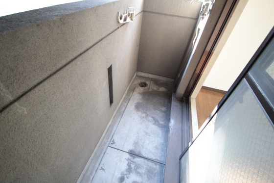 バルコニー　※別号室の写真です。