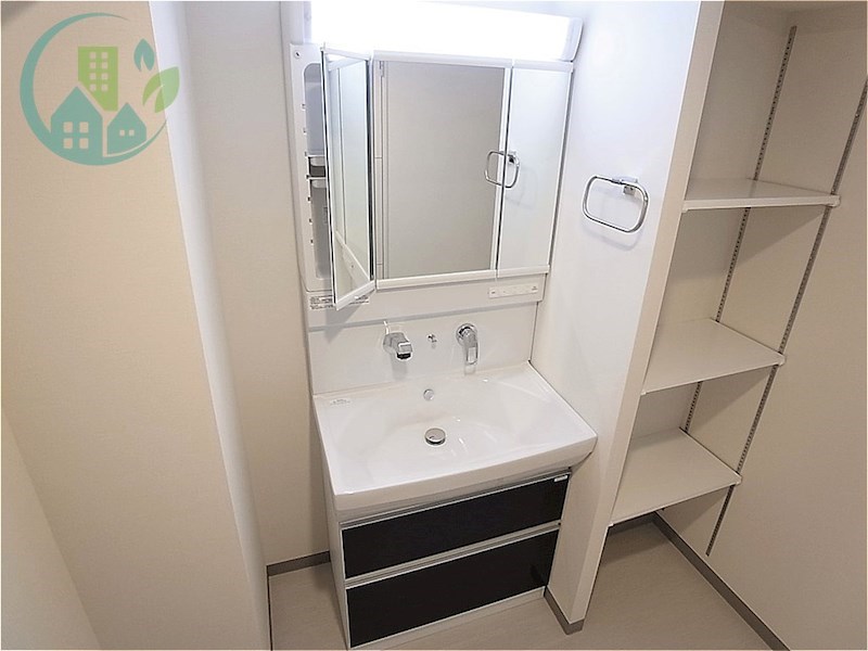 収納　シェリール六甲道(ネット無料、生和コーポレーション)