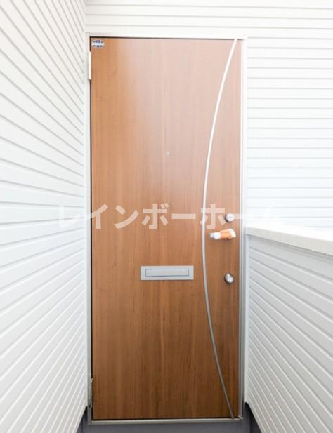 玄関　シンプルで使いやすい玄関です