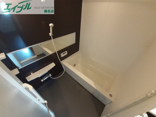 バス・シャワールーム　同タイプの画像です