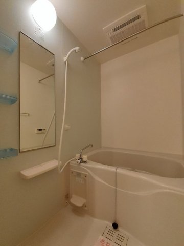 バス・シャワールーム　お風呂です