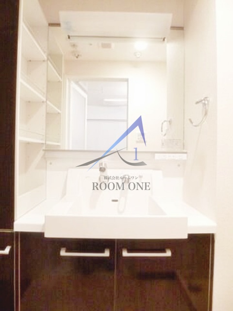 洗面設備　洗面台です。