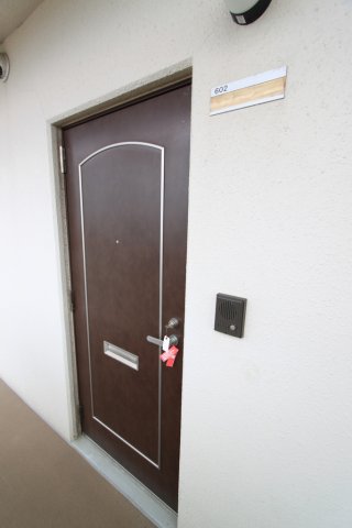 玄関　落ち着いた玄関です