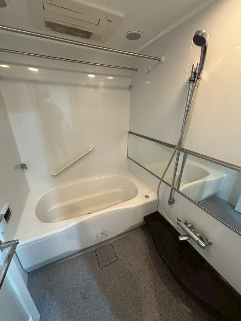 バス・シャワールーム　日々の疲れを癒すお風呂付です