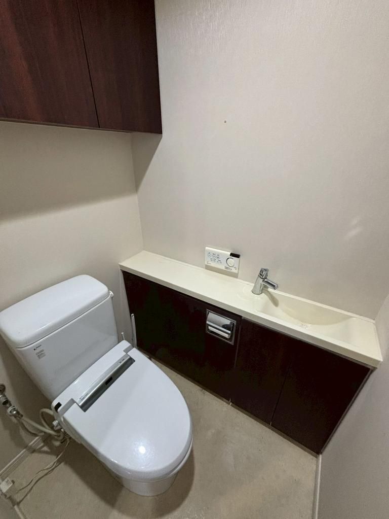 トイレ　シンプルで使いやすいトイレです