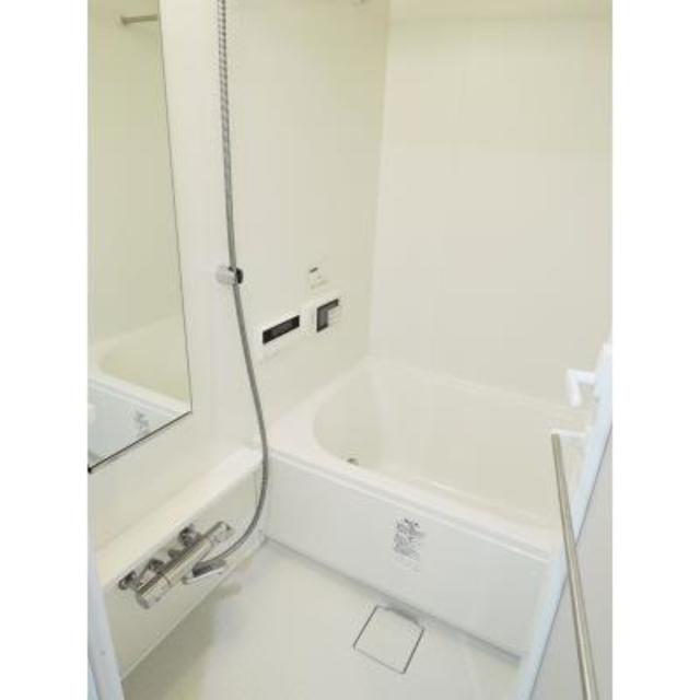 バス・シャワールーム　※写真は同タイプ住戸です。