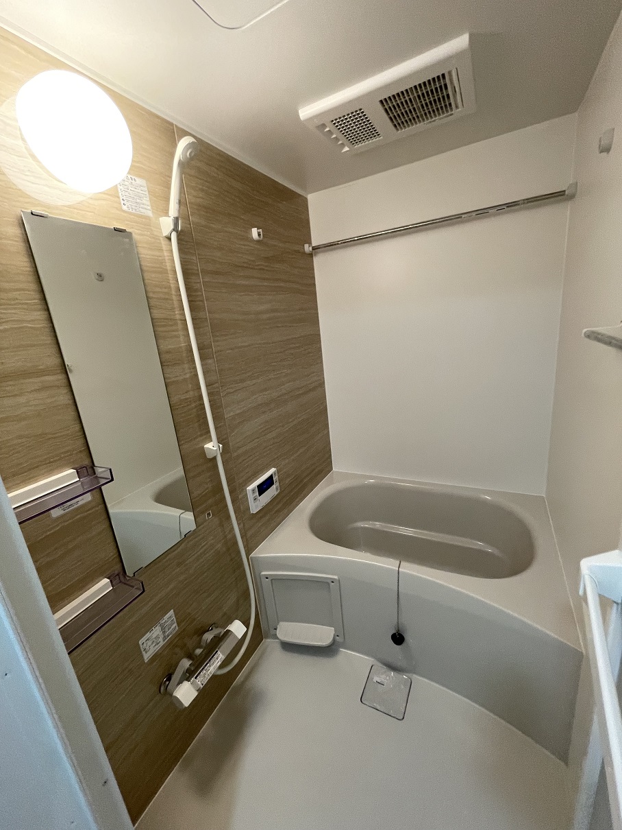 バス・シャワールーム　風呂