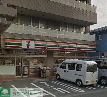 コンビニ　★★セブンイレブン（コンビニ）まで871m