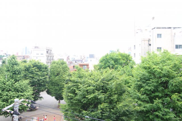 眺望　パル駒込303　北区中里2